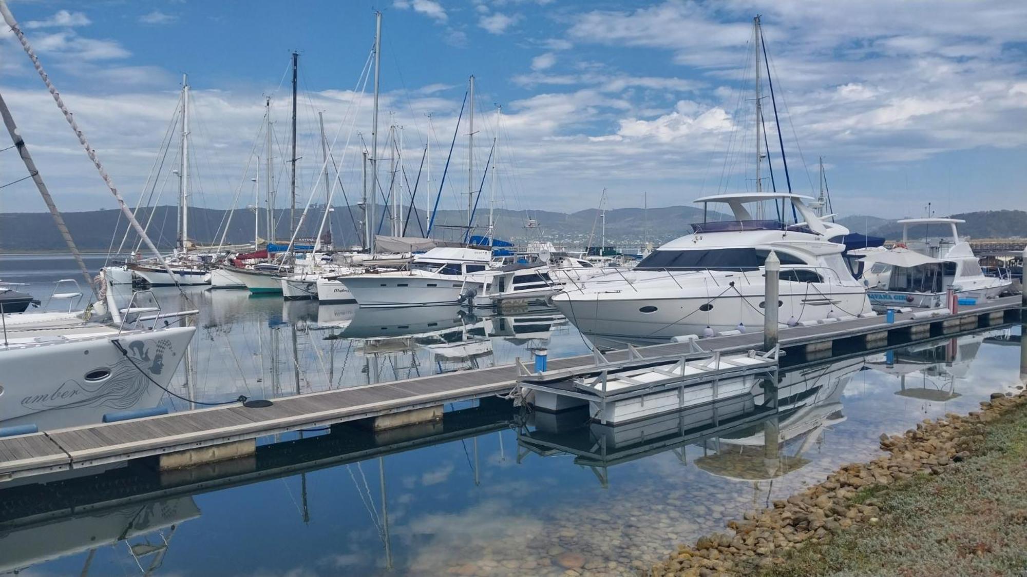 Knysna Private Estate Lagoon - Garden Apartments- Secure Estate 외부 사진